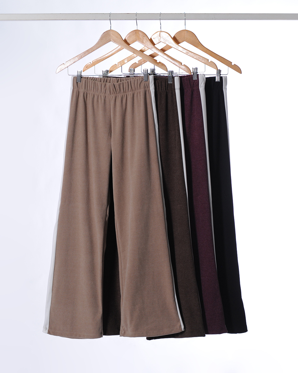 Variation picture for Beige Variation picture for Beige